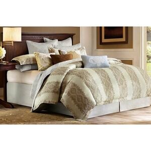 Harbor House Queen Duvet Cover Isabella Light Beige Paisley Stripe 100% Cotton
